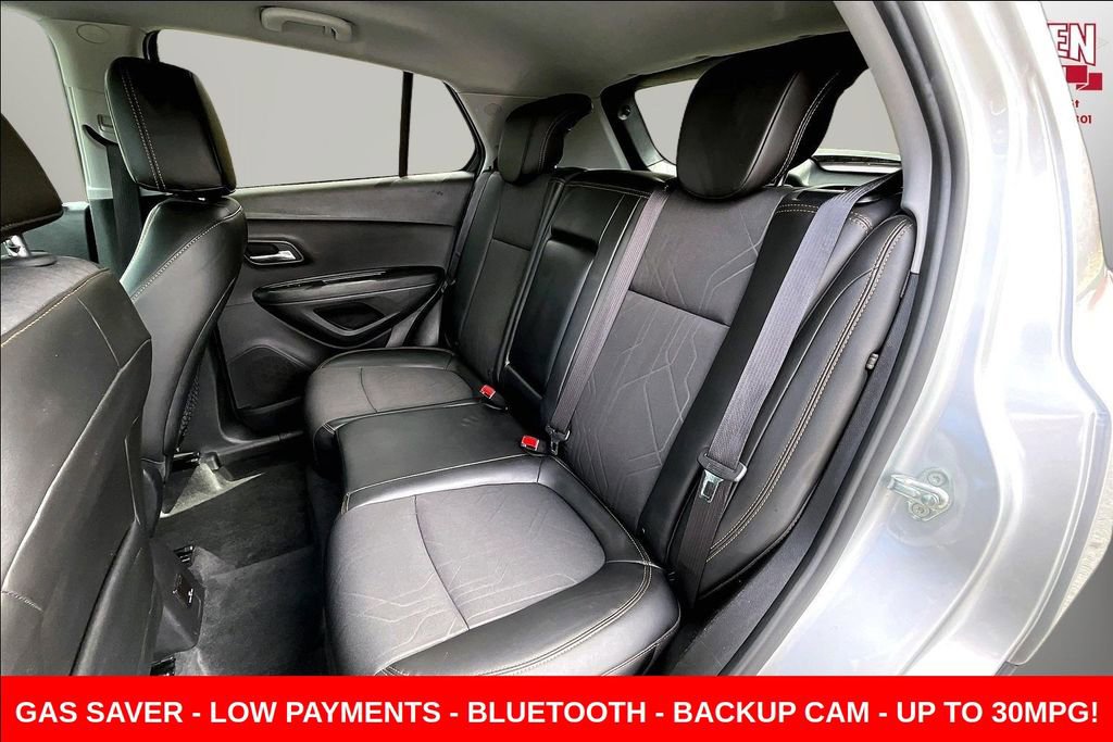 Used 2018 Chevrolet Trax LT w/ LT Convenience Package image 20