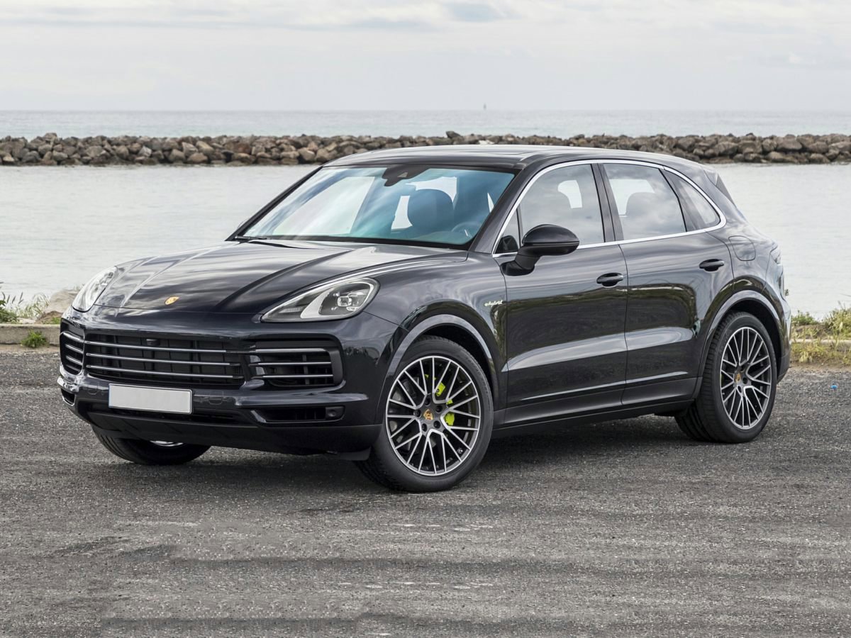 Certified 2023 Porsche Cayenne Platinum Edition