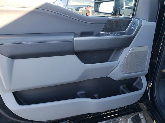 New 2026 Ford F450 XLT w/ XLT Premium Package image 17