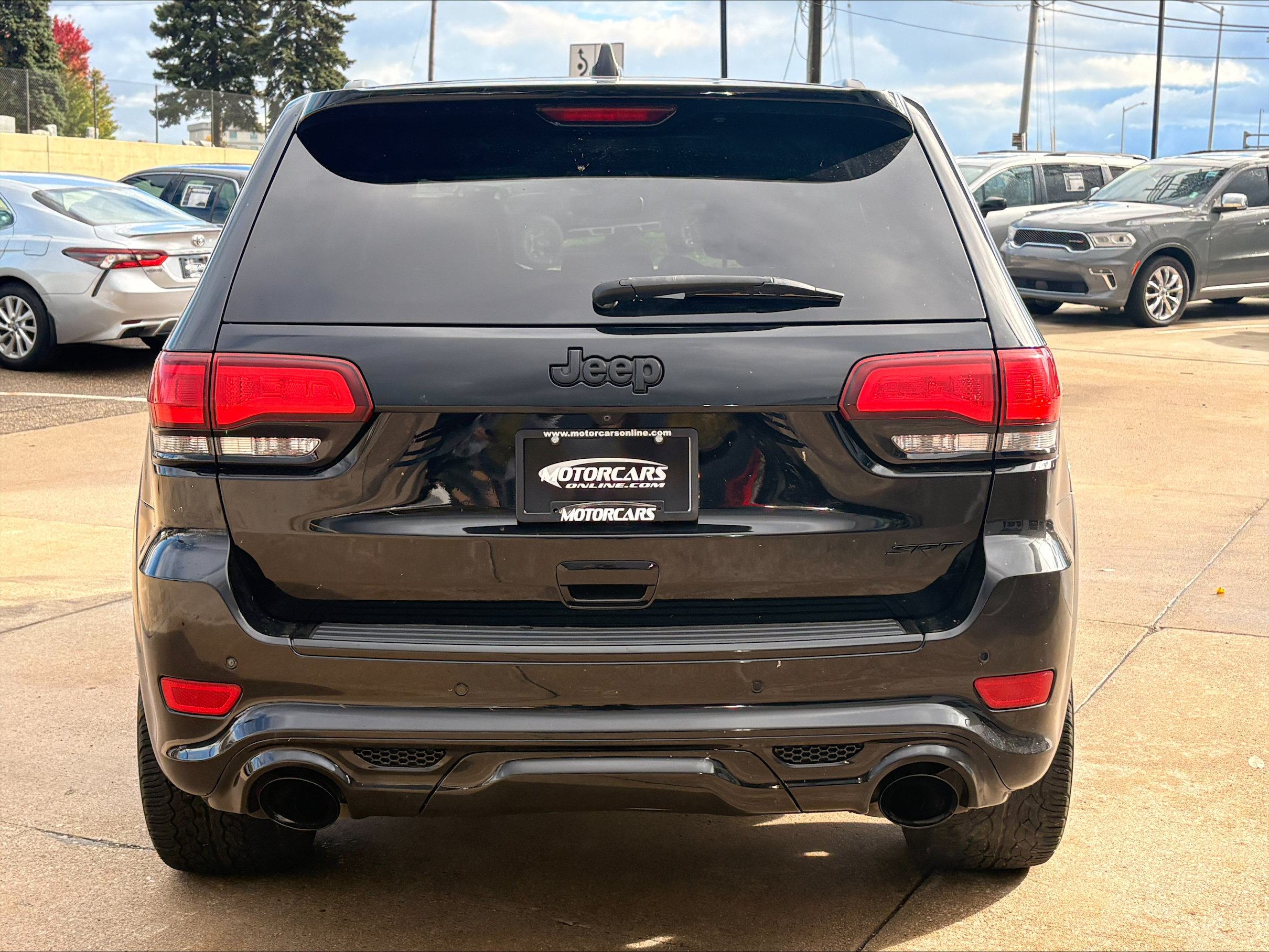 Used 2018 Jeep Grand Cherokee SRT AWD/4WD image 15