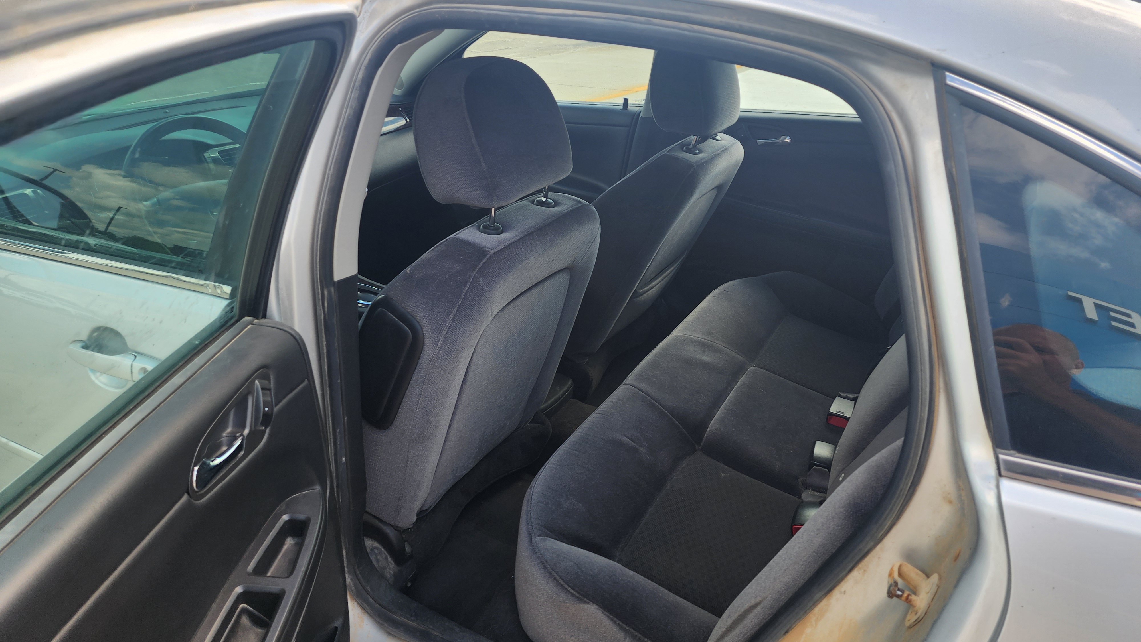 Used 2013 Chevrolet Impala LT w/ LT Sunroof Package FWD image 7