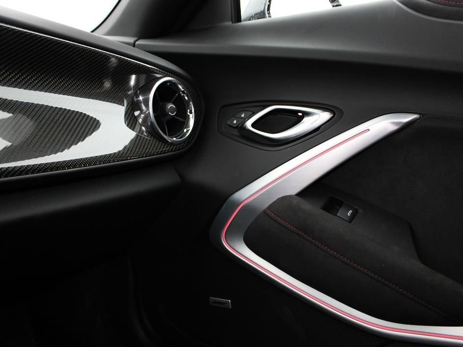 Used 2018 Chevrolet Camaro ZL1 image 27