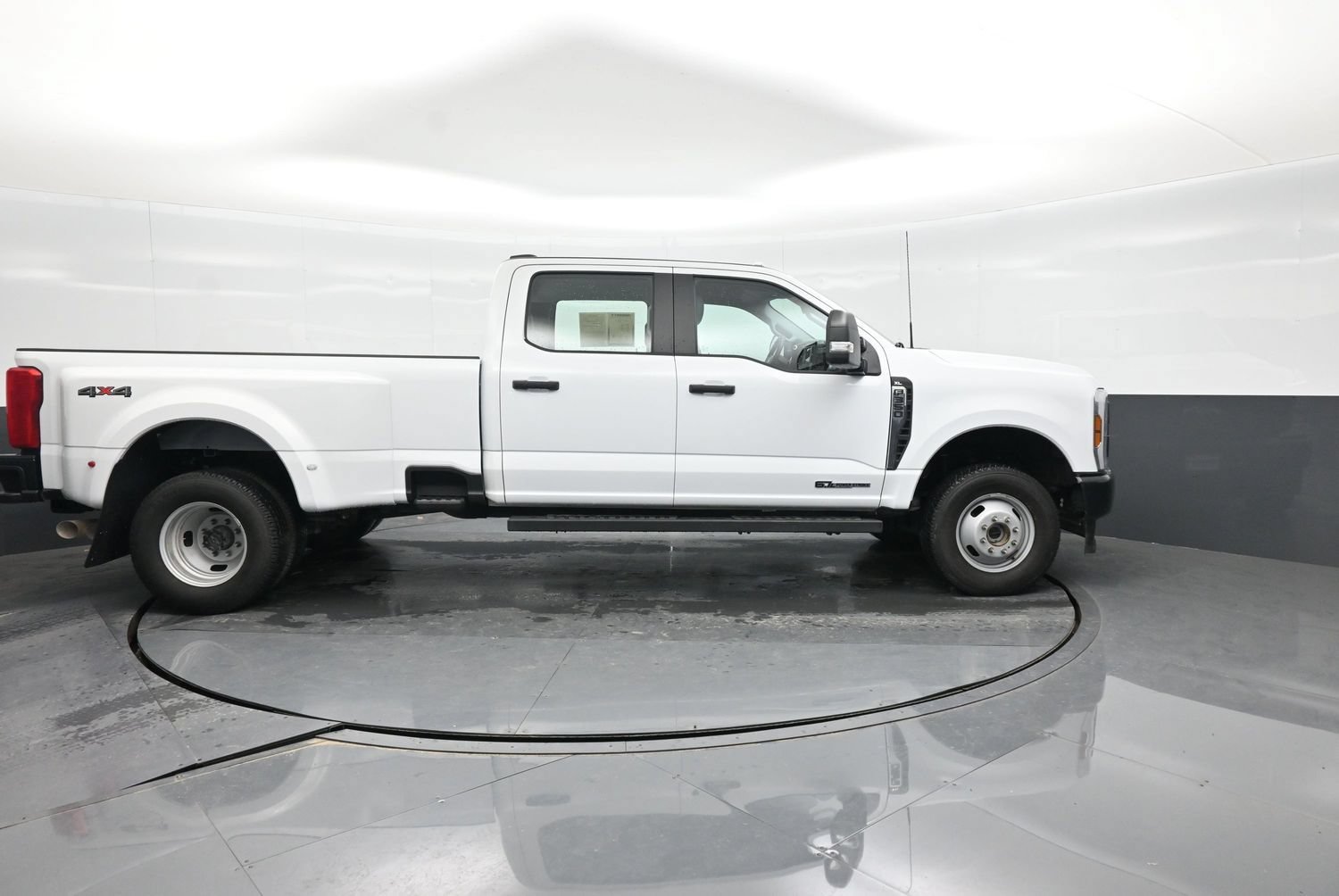 Certified 2024 Ford F350 XL AWD/4WD image 18