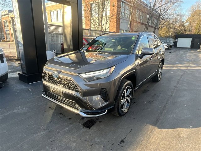 Used 2024 Toyota RAV4 SE image 4