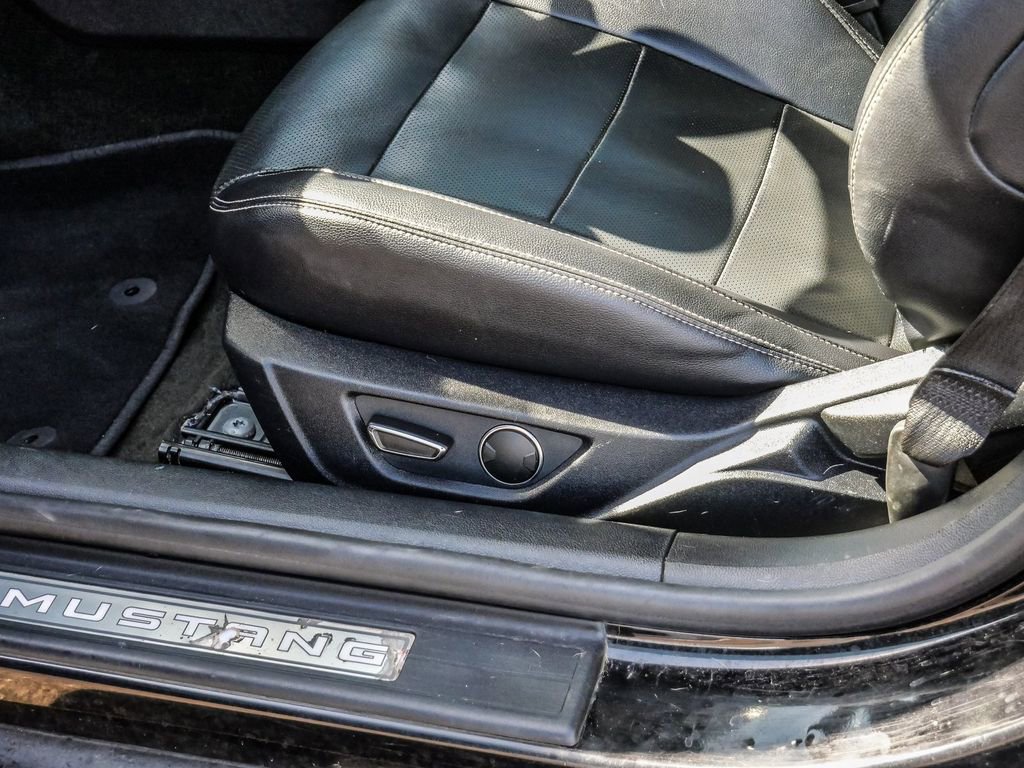 Used 2017 Ford Mustang Premium image 20