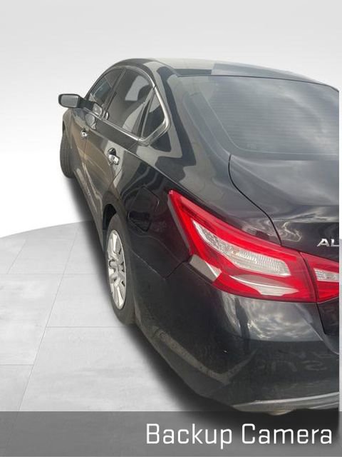 Used 2016 Nissan Altima 2.5 S w/ Power Driver Seat Package image 3