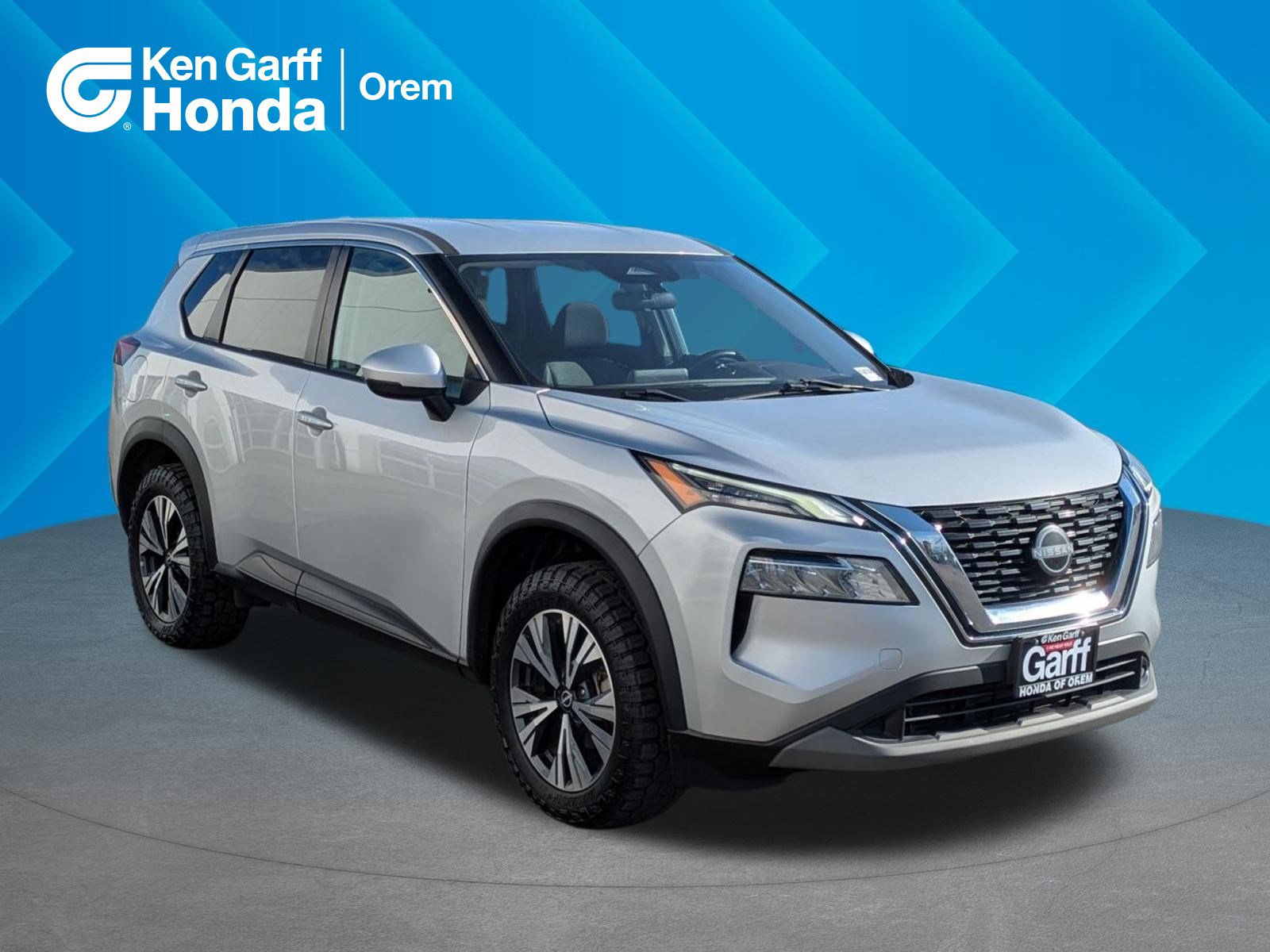 Used 2022 Nissan Rogue SV image 1