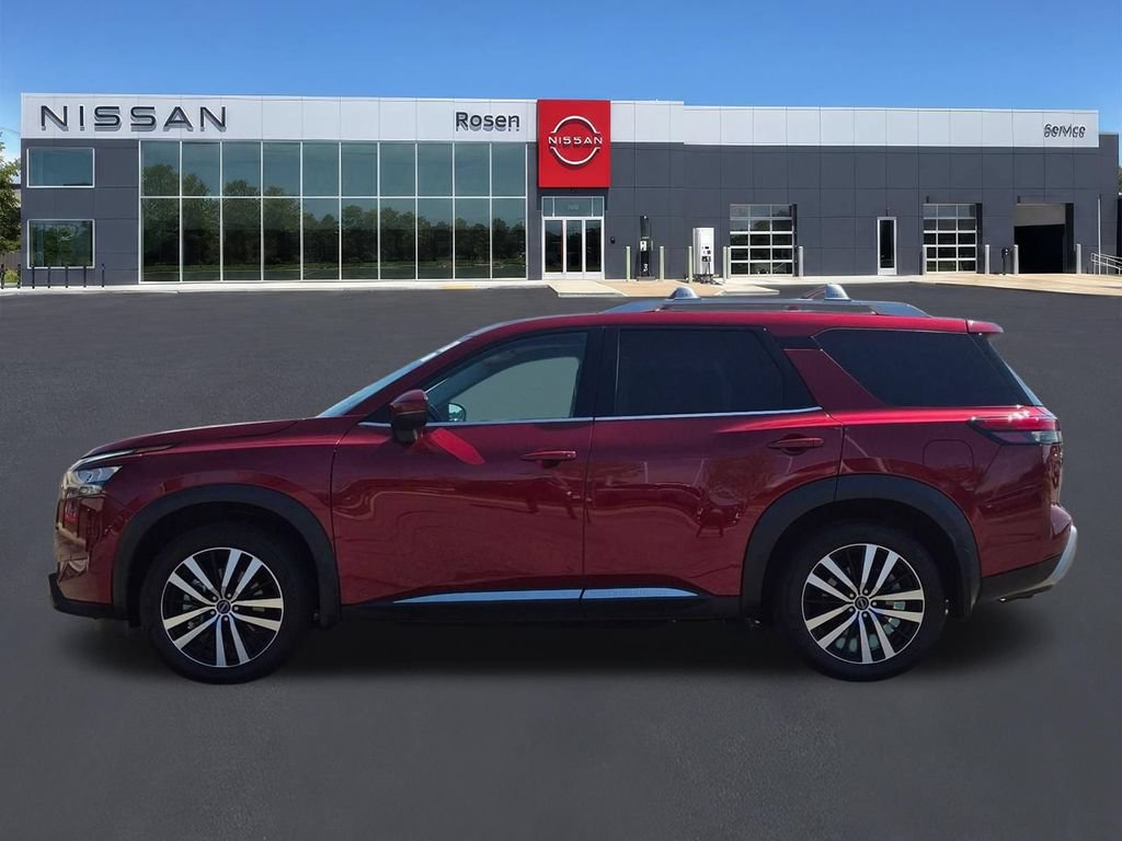 Used 2025 Nissan Pathfinder Platinum w/ Cargo Package FWD image 6