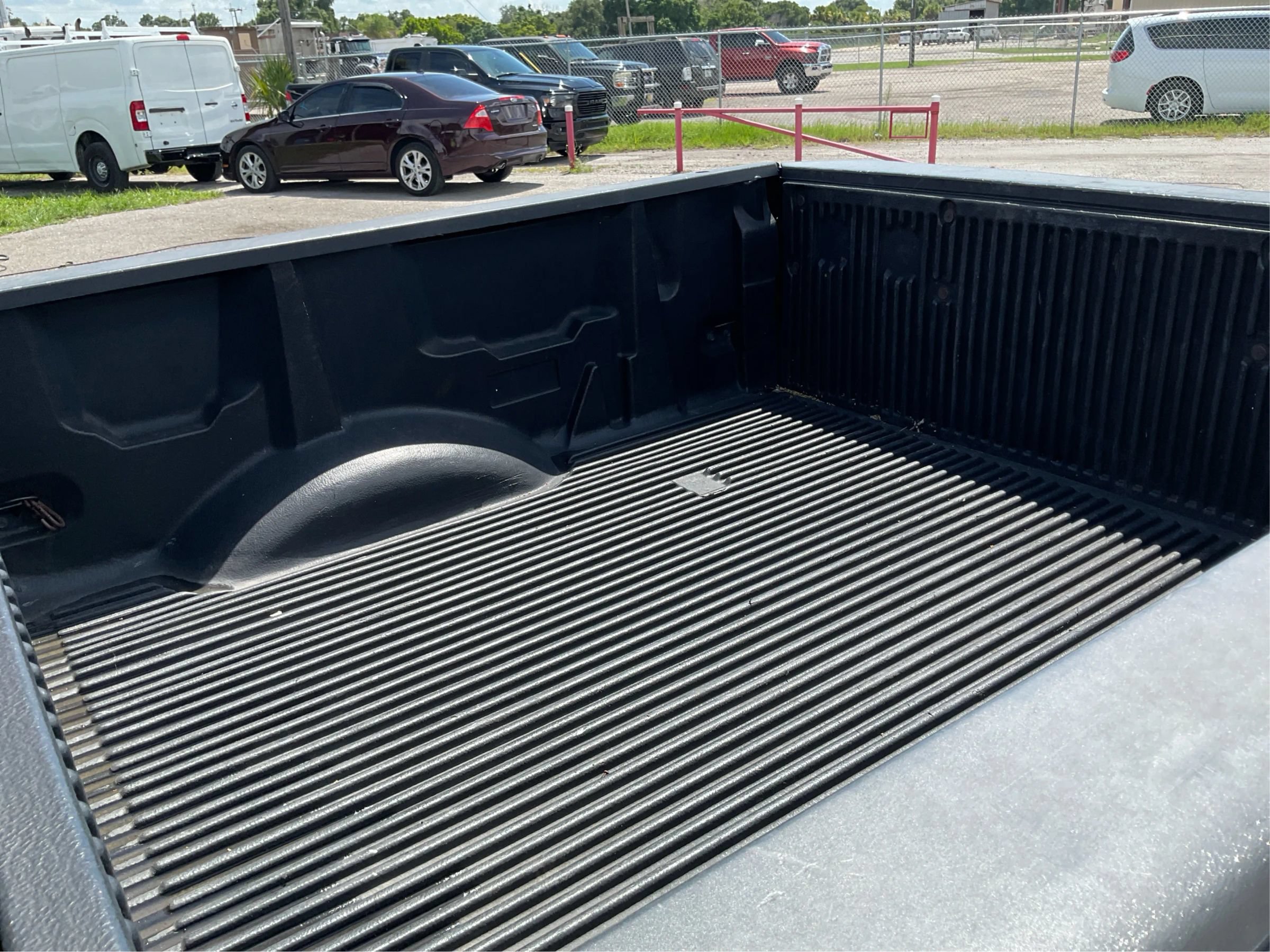 Used 2015 Nissan Titan S w/ S Popular Equipment Package RWD image 12