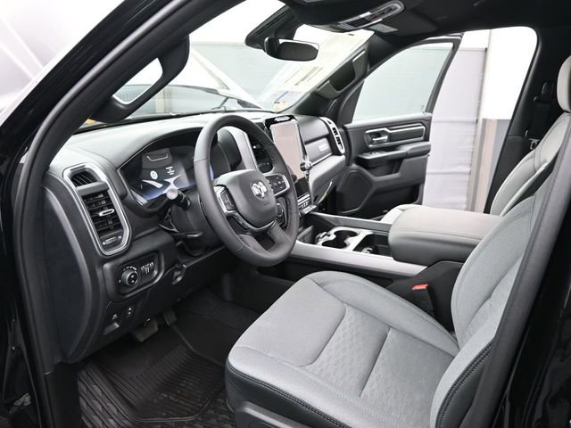 New 2026 RAM 1500 4x4 Crew Cab image 9
