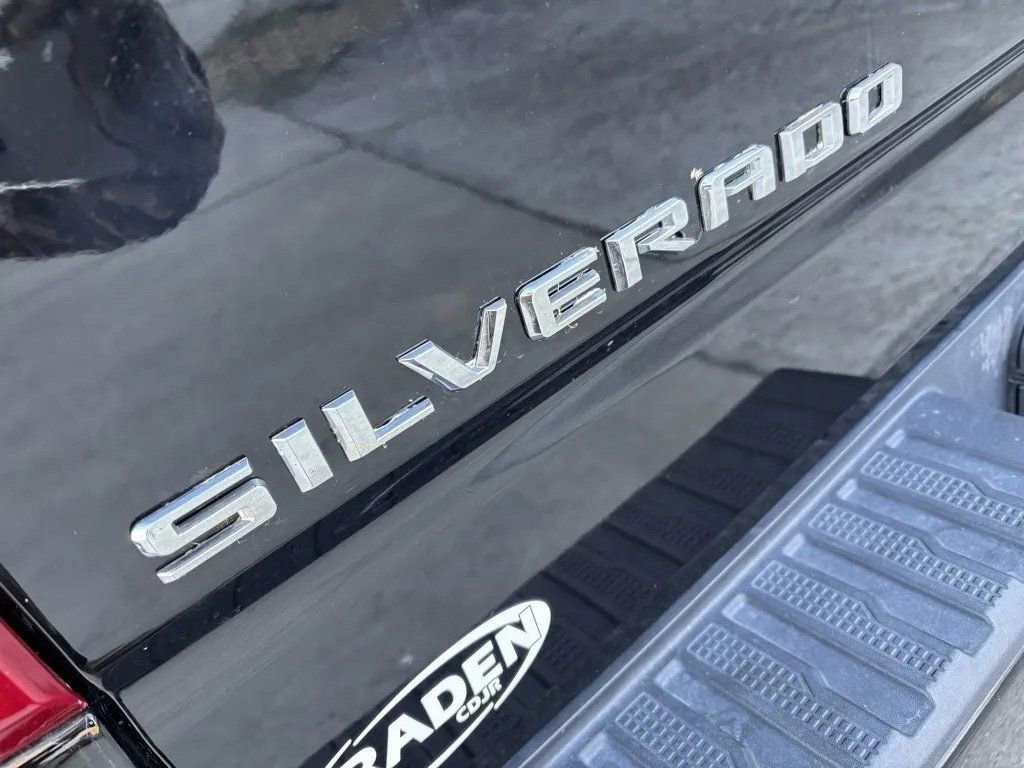 Used 2022 Chevrolet Silverado 1500 RST image 9