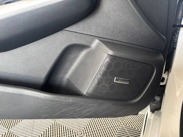 Used 2022 Nissan Sentra SR w/ SR Premium Package FWD image 16