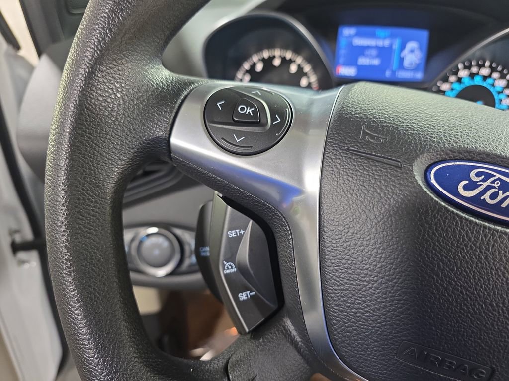 Used 2013 Ford Escape SE image 16