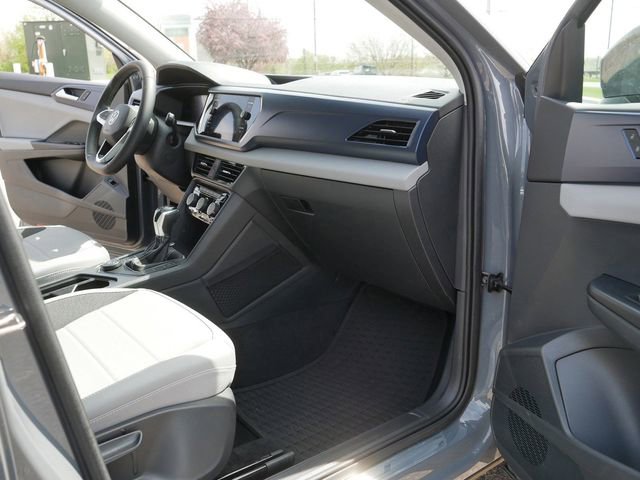 Certified 2023 Volkswagen Taos SE w/ Panoramic Sunroof Package AWD/4WD image 20