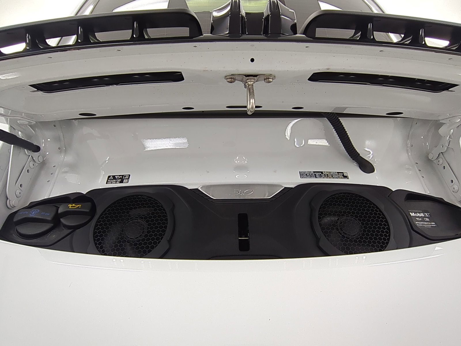 Used 2025 Porsche 911 Carrera RWD image 25