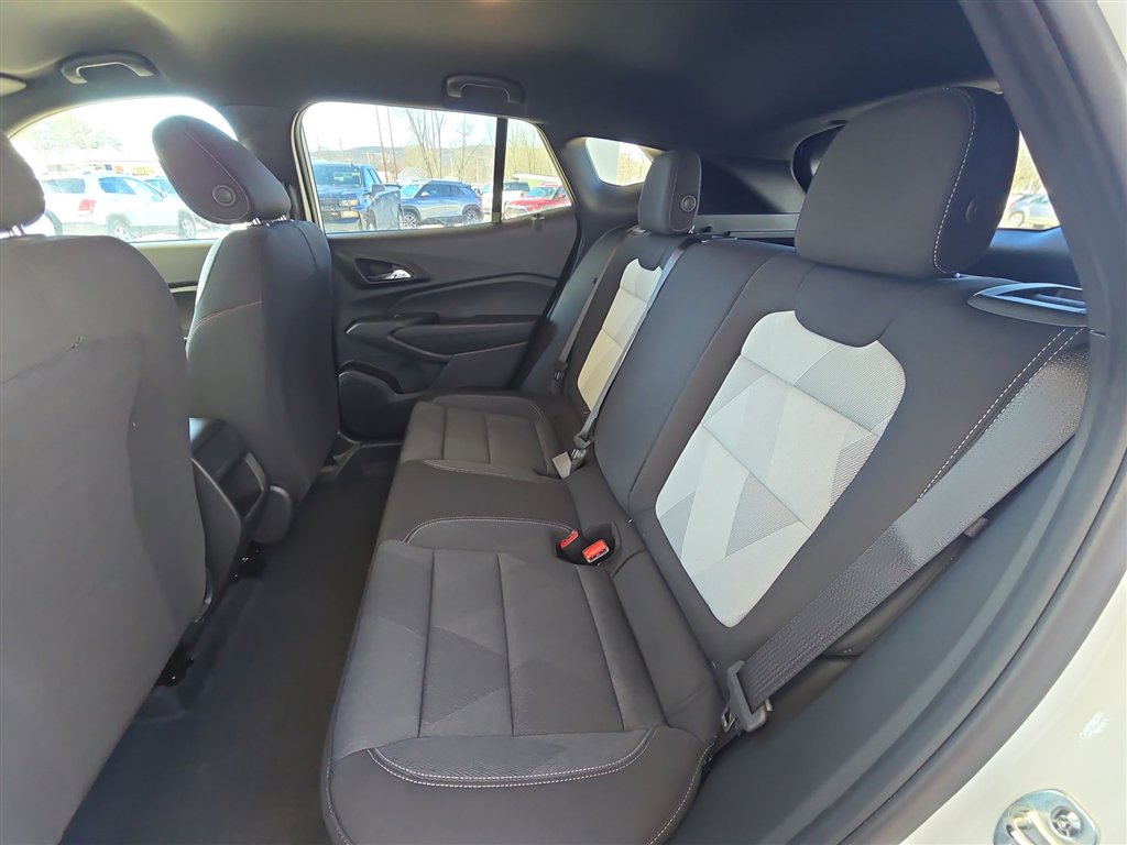 New 2026 Chevrolet Trax RS w/ Driver Confidence Package image 22