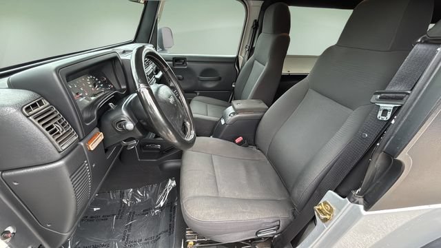 Used 2006 Jeep Wrangler Unlimited AWD/4WD image 18