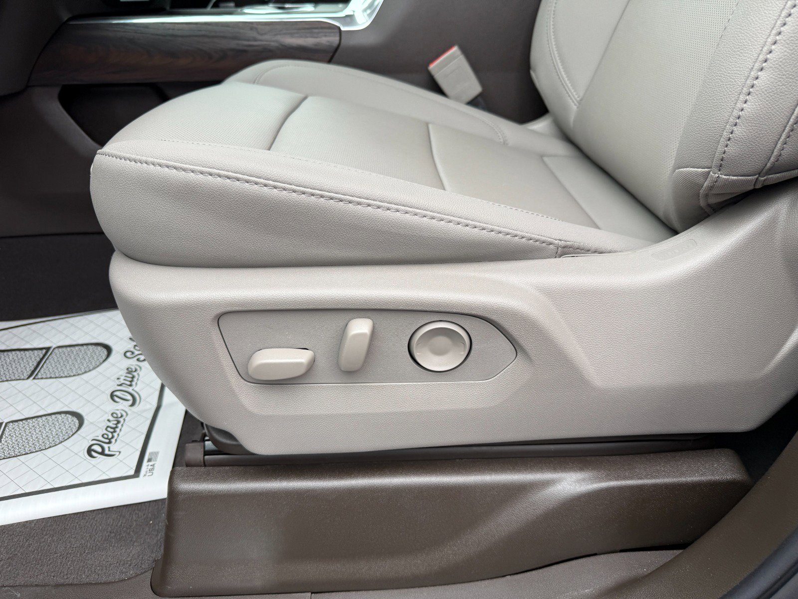 New 2026 GMC Sierra 2500 SLT w/ Max Trailering Package image 24