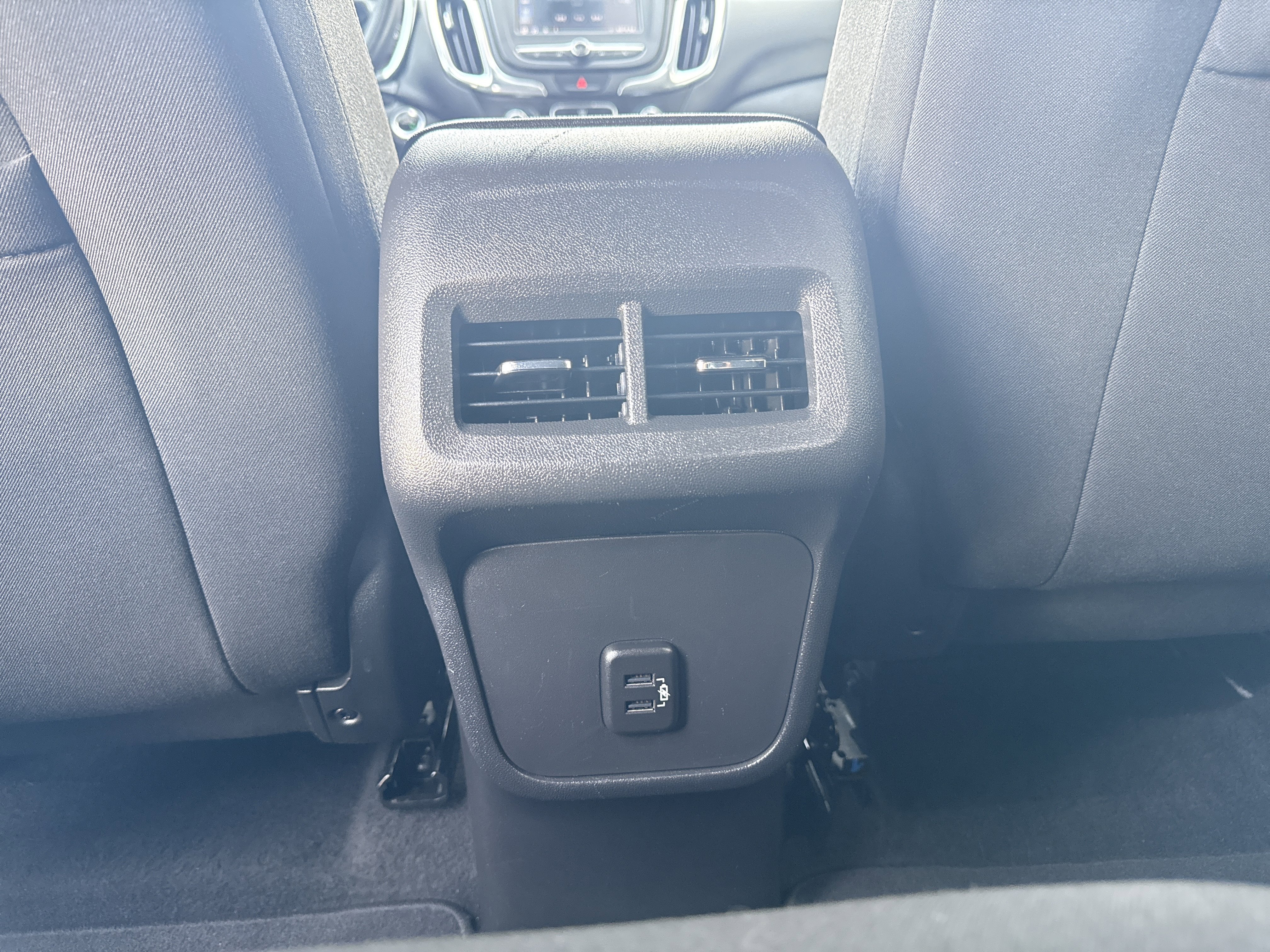 Used 2020 Chevrolet Equinox LT image 21