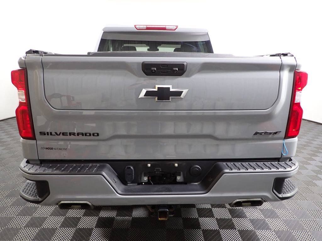 Used 2024 Chevrolet Silverado 1500 RST w/ Z71 Off-Road Package AWD/4WD image 13