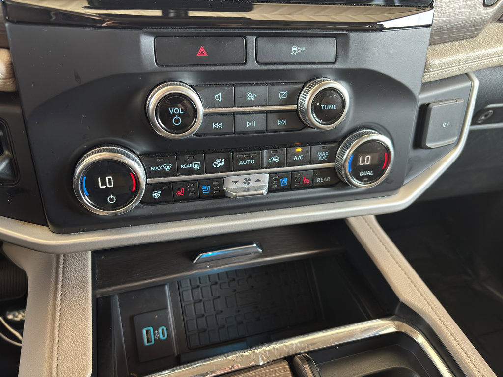 Used 2023 Ford Expedition Max Limited image 35