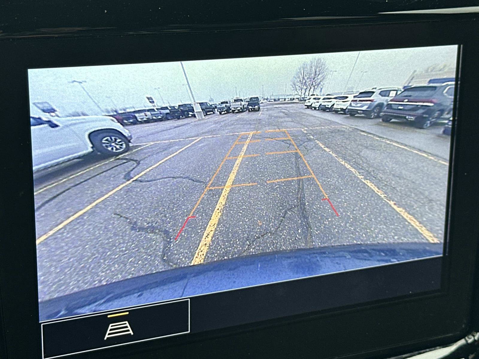 Certified 2023 Chevrolet Traverse LT image 28