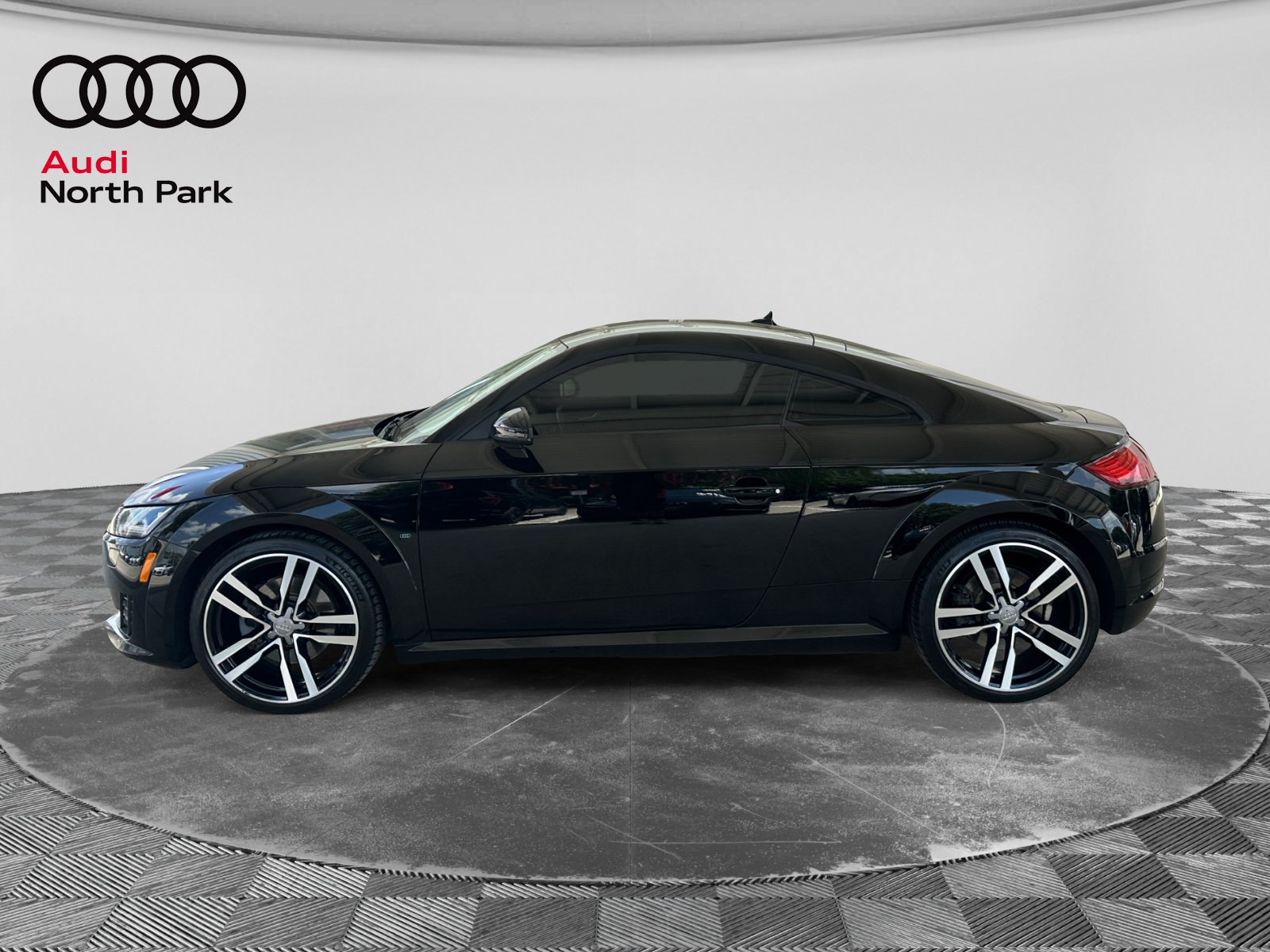 Used 2016 Audi TT 2.0T AWD/4WD image 2