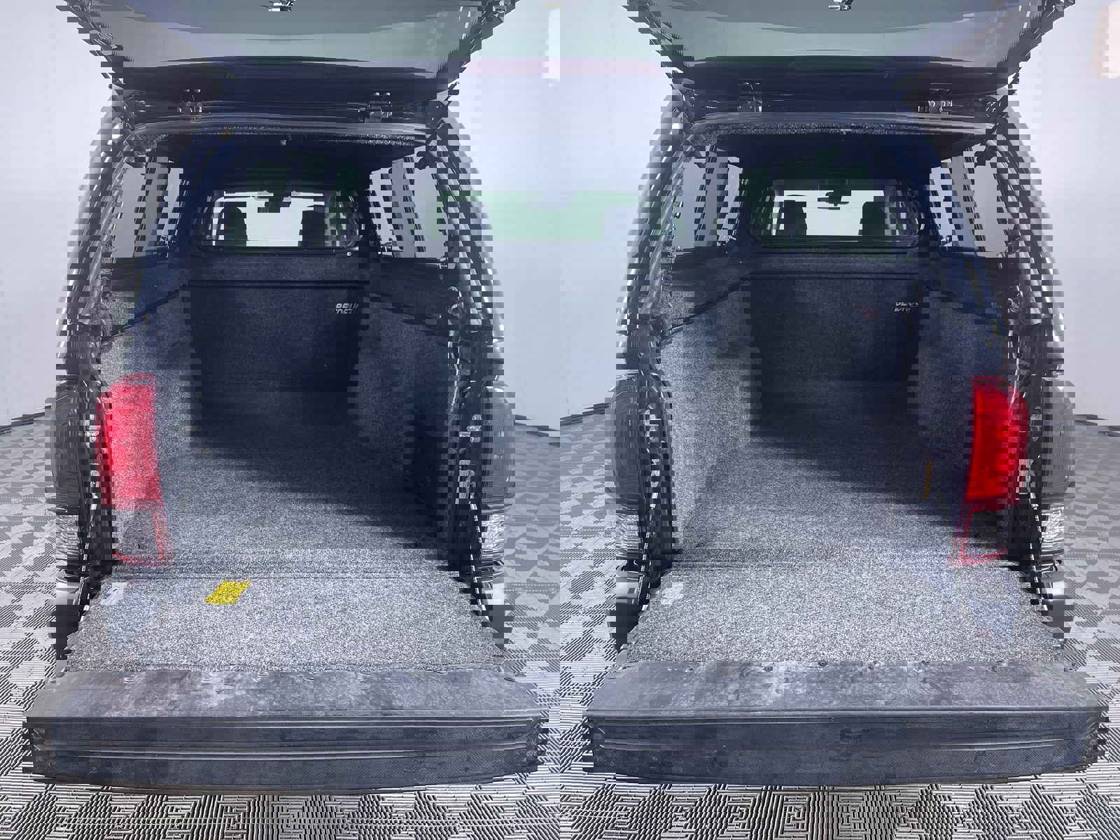 Used 2022 Toyota Tacoma SR image 23