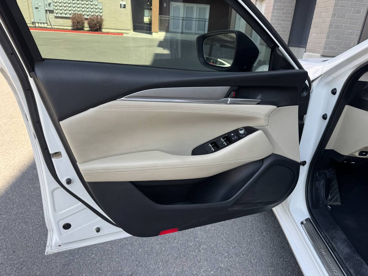 Used 2021 MAZDA MAZDA6 Touring FWD image 16