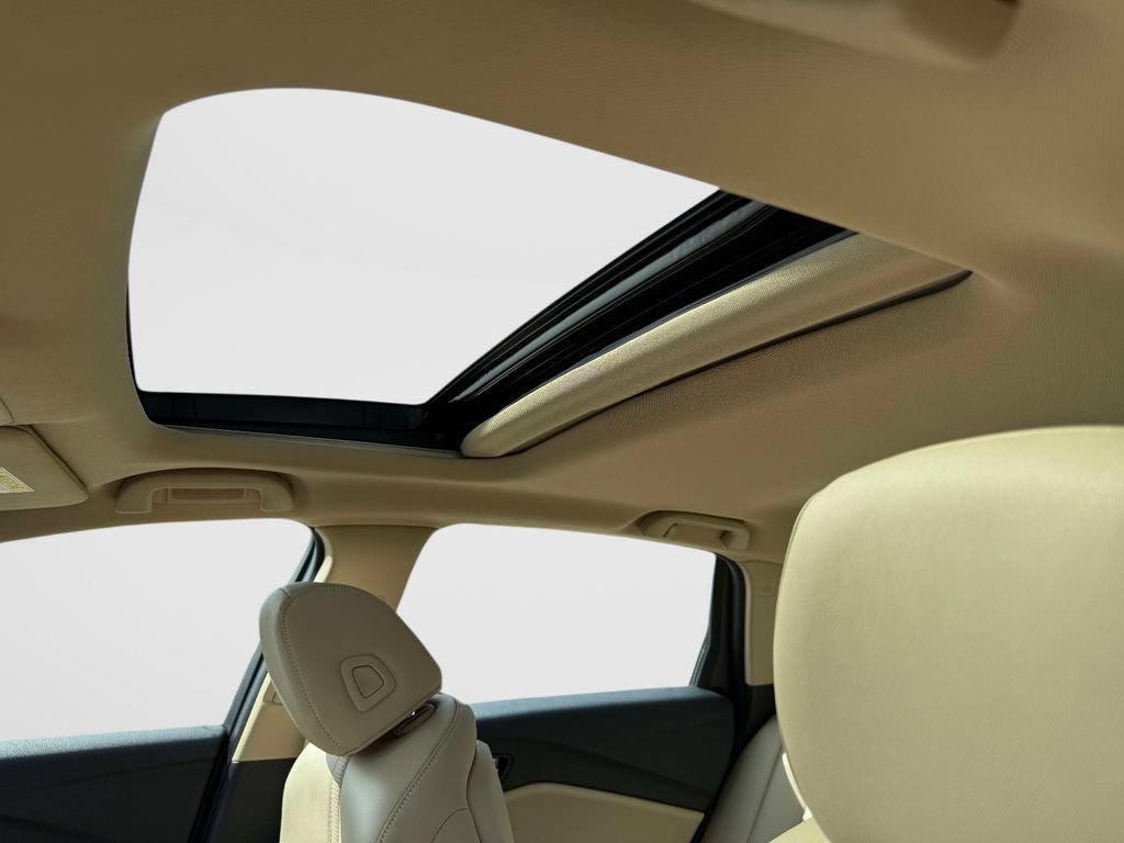 Certified 2025 Acura TLX w/ Technology Package FWD image 10