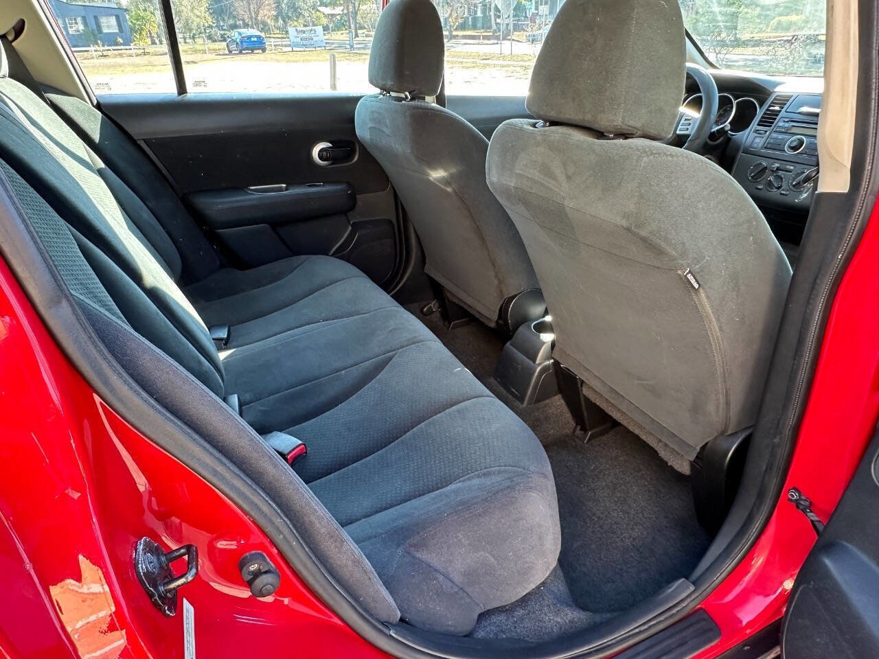 Used 2012 Nissan Versa 1.8 S w/ Plus Pkg image 11