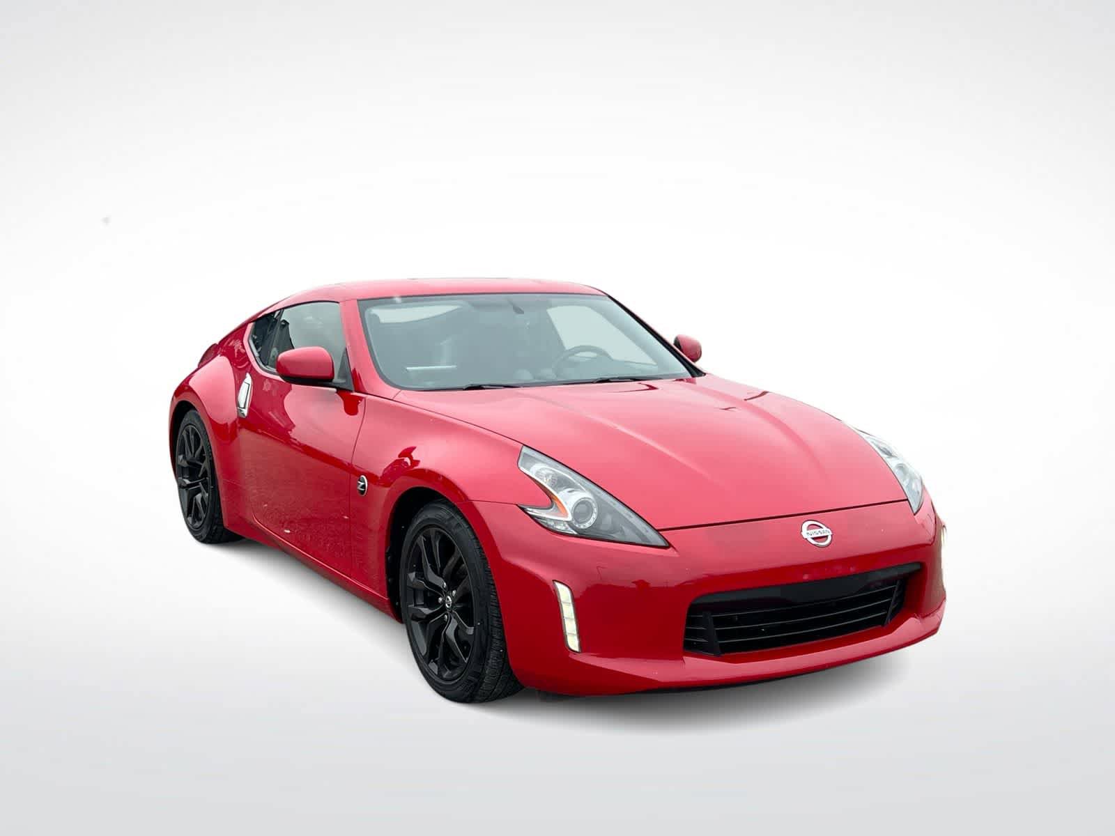 Used 2020 Nissan 370Z Coupe RWD image 2