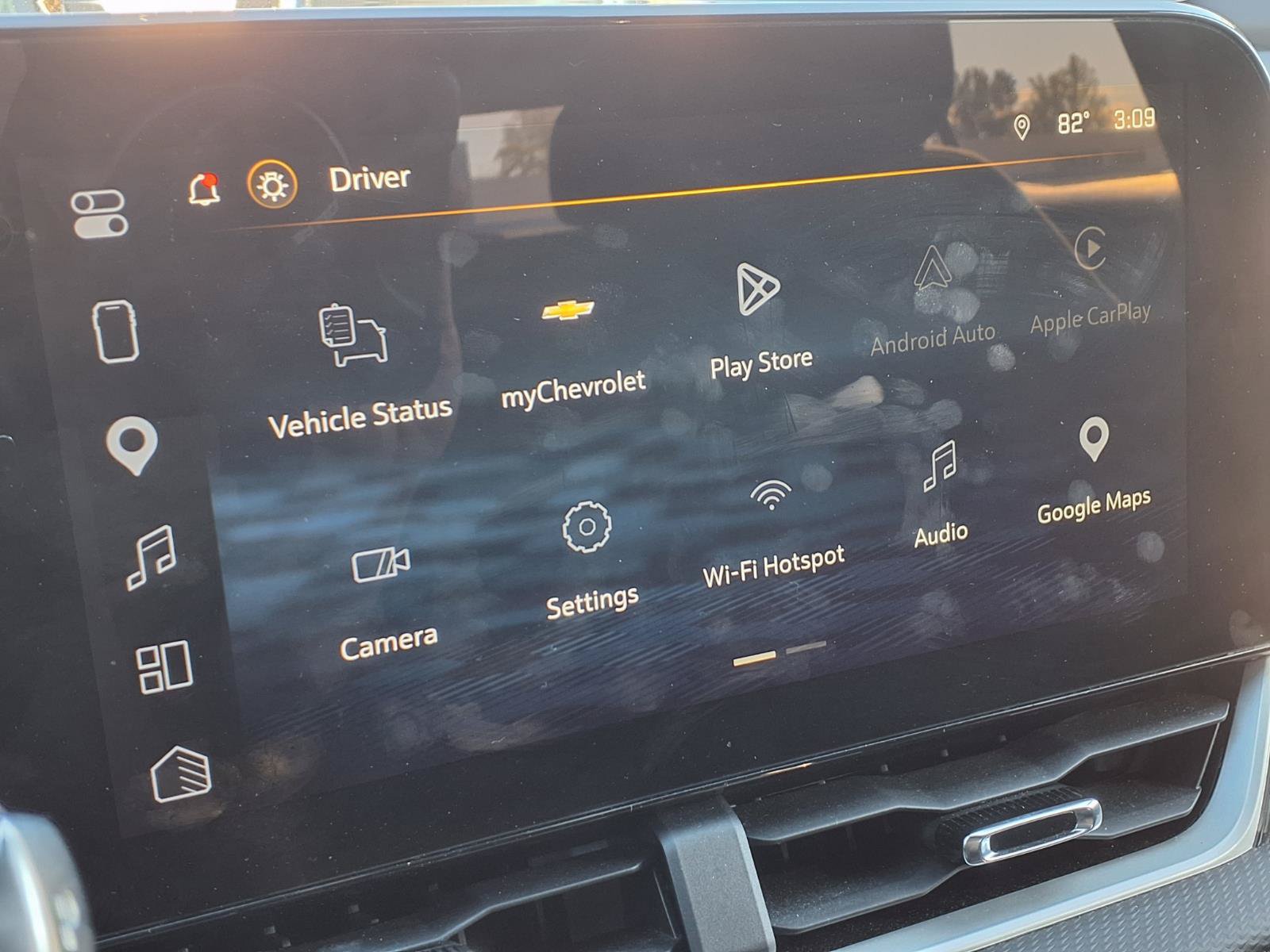 Used 2026 Chevrolet Equinox LT AWD/4WD image 13