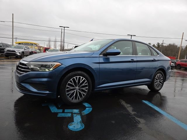 Used 2019 Volkswagen Jetta SE w/ Cold Weather Package image 3