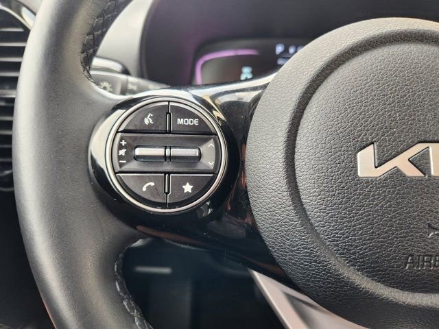 Used 2024 Kia Soul EX image 29