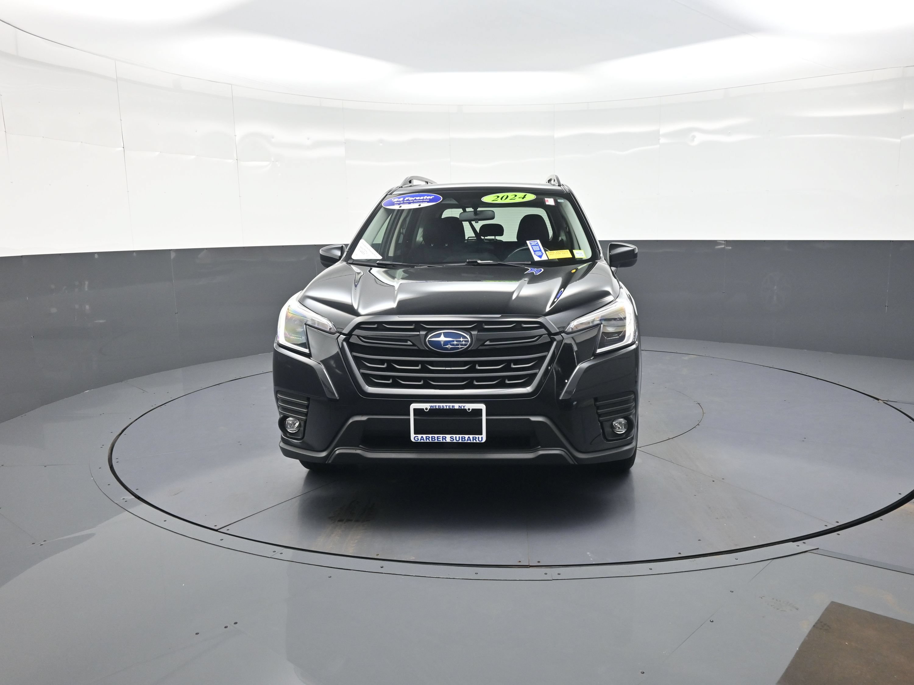 Used 2024 Subaru Forester Premium AWD/4WD image 8