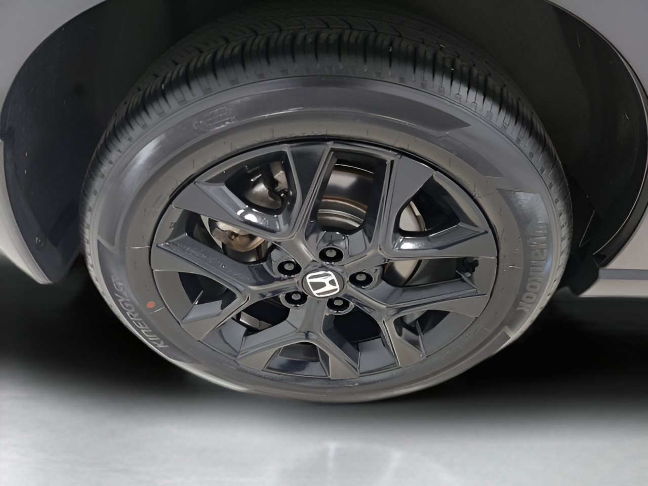 Certified 2025 Honda HR-V Sport image 11
