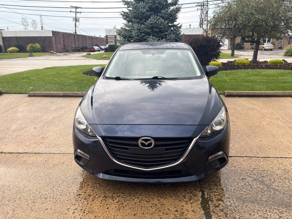 Used 2016 MAZDA MAZDA3 i Sport FWD image 2