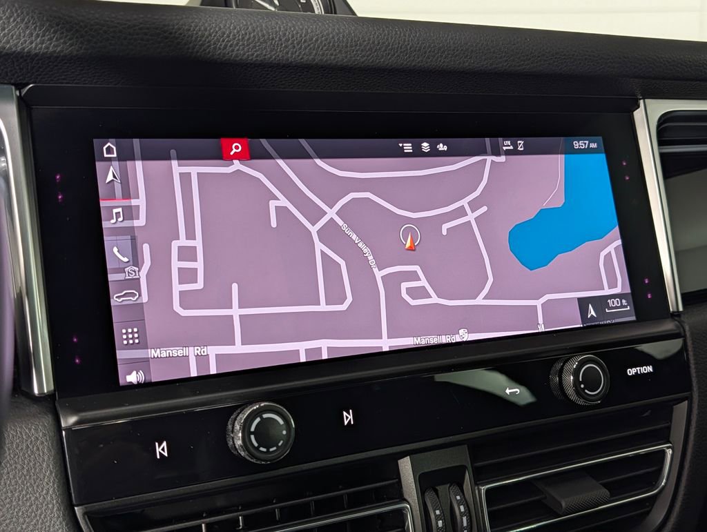 New 2026 Porsche Macan image 33