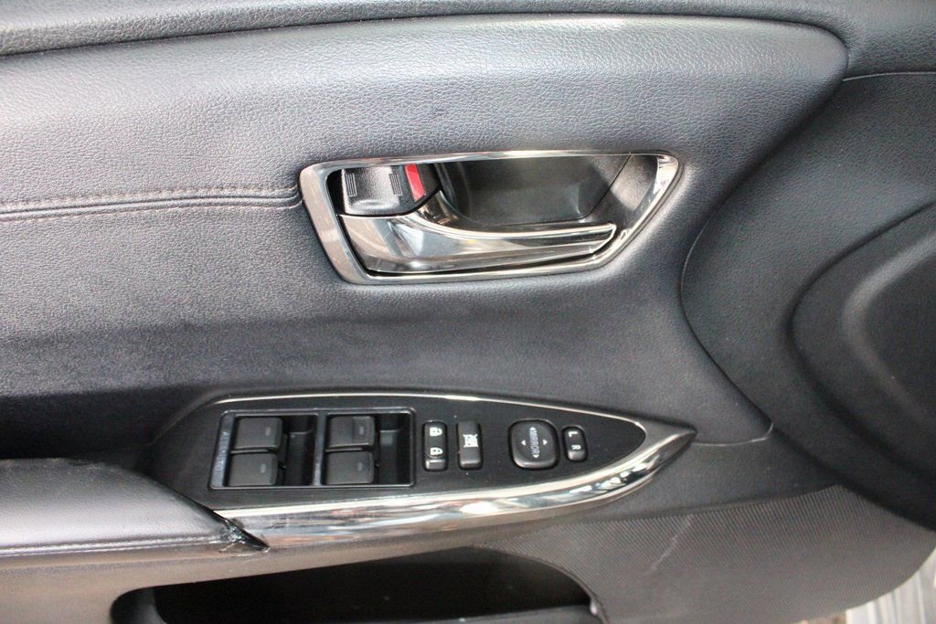 Used 2017 Toyota Avalon XLE image 21