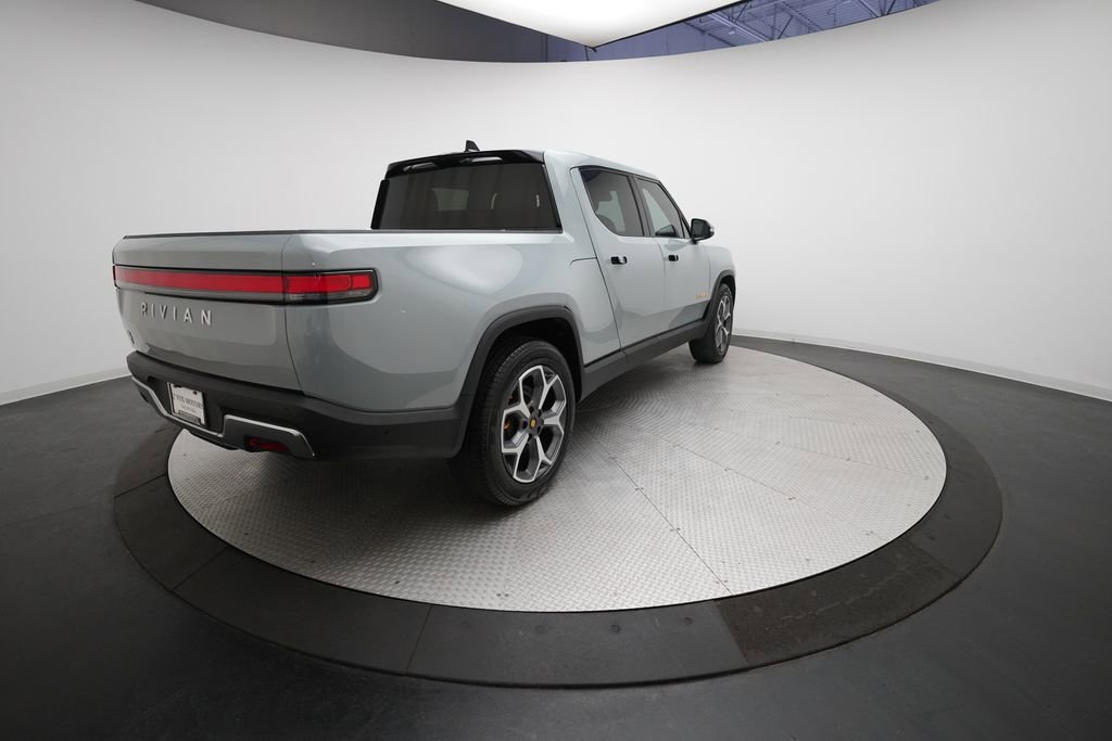 Used 2022 Rivian R1T Adventure image 14