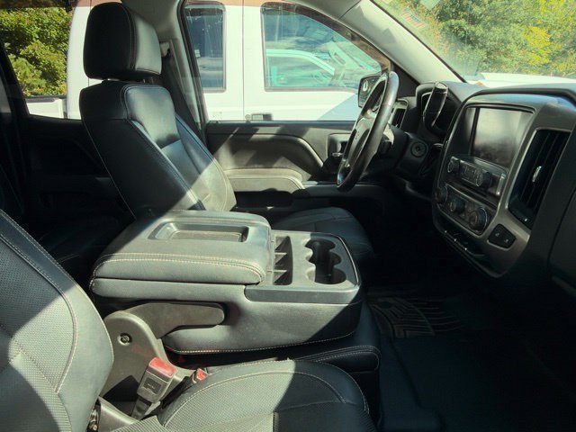 Used 2022 Chevrolet Silverado 1500 LTZ w/ LTZ Convenience Package II AWD/4WD image 7