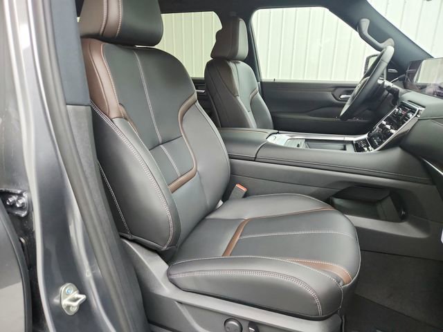 New 2026 Nissan Armada SL image 38