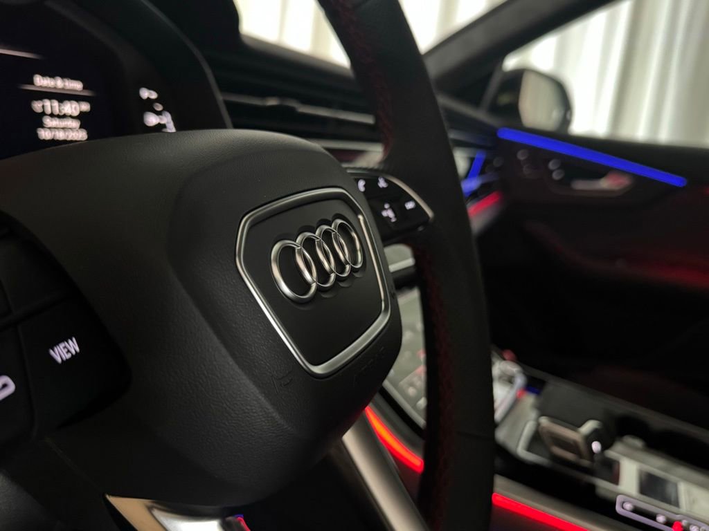 New 2026 Audi SQ8 Prestige image 3