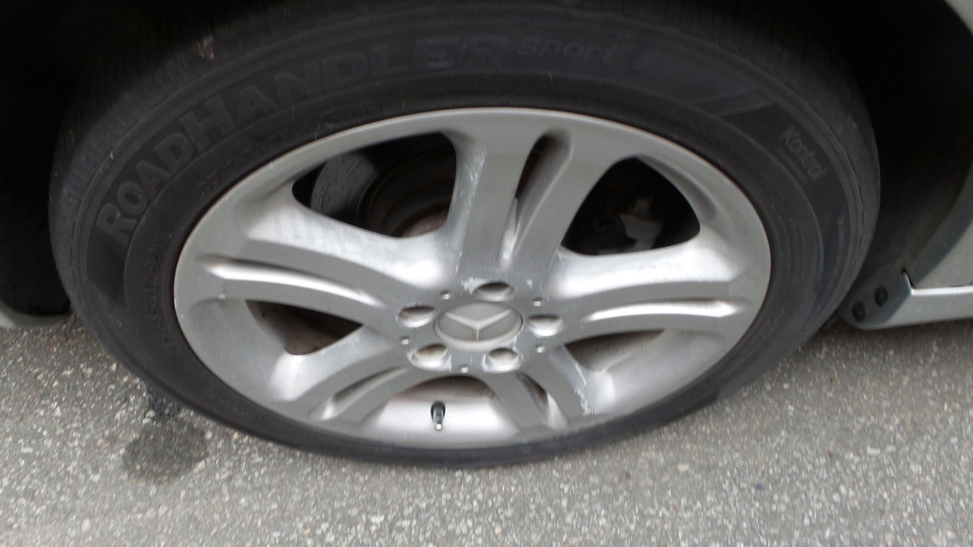 Used 2006 Mercedes-Benz E 350 Sedan image 29