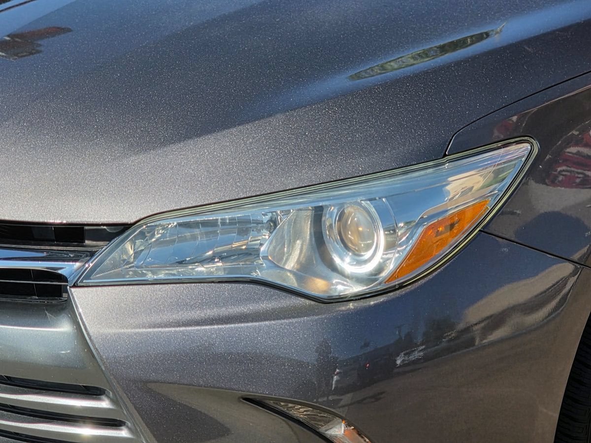 Used 2017 Toyota Camry LE FWD image 6