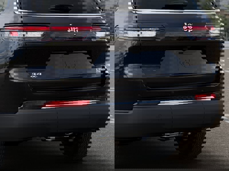 New 2025 Jeep Grand Cherokee L Laredo w/ Luxury Tech Group I image 42