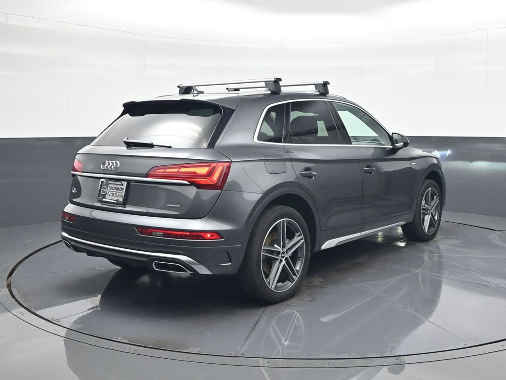 Used 2021 Audi Q5 e Premium Plus w/ Premium Plus Package image 7