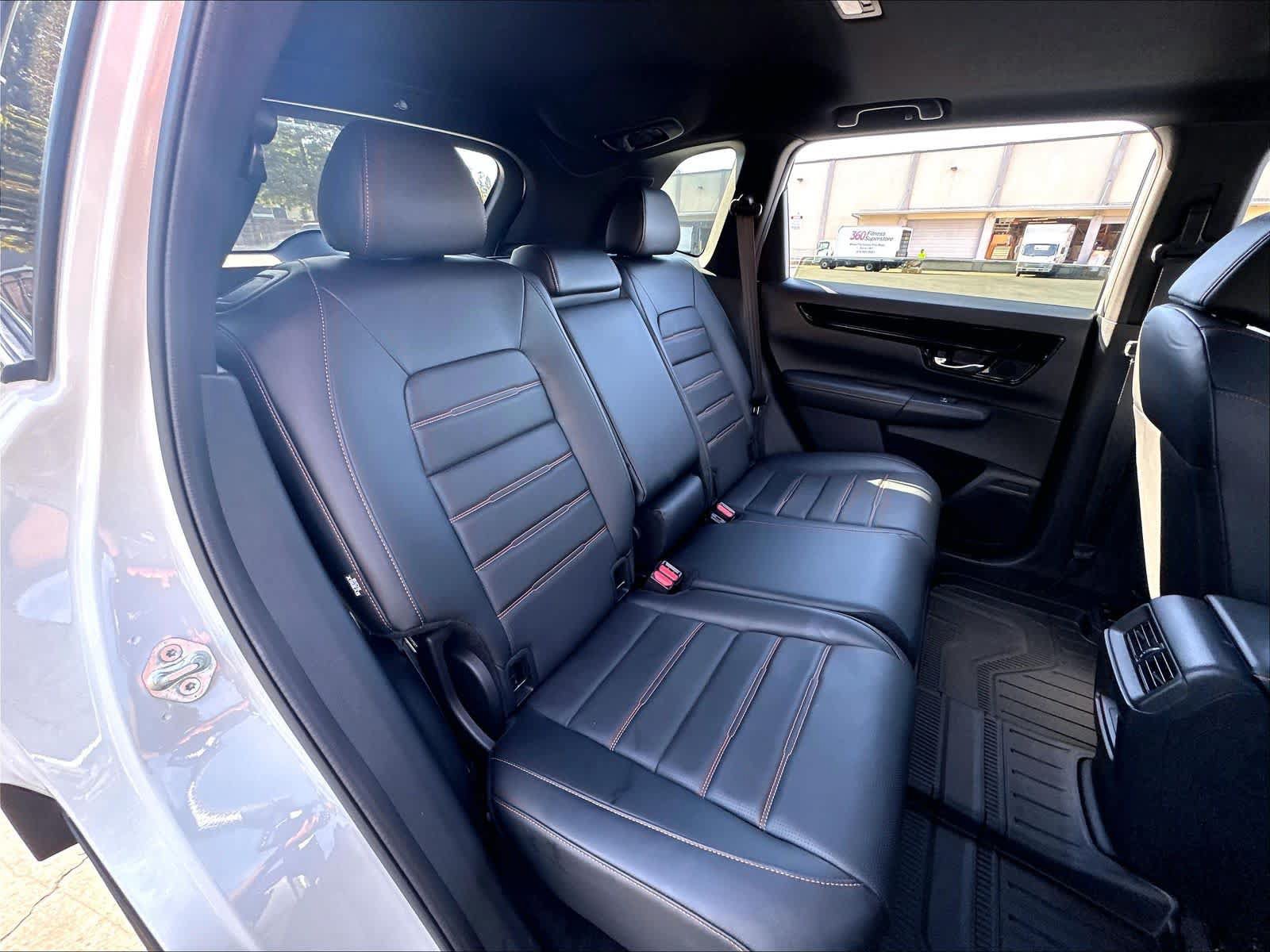 Used 2025 Honda CR-V Sport Touring image 31