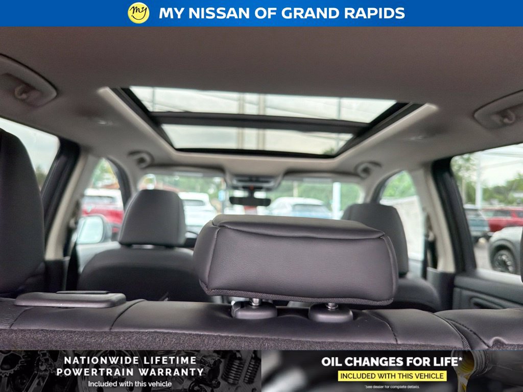 New 2026 Nissan Rogue Dark Armor AWD/4WD image 26